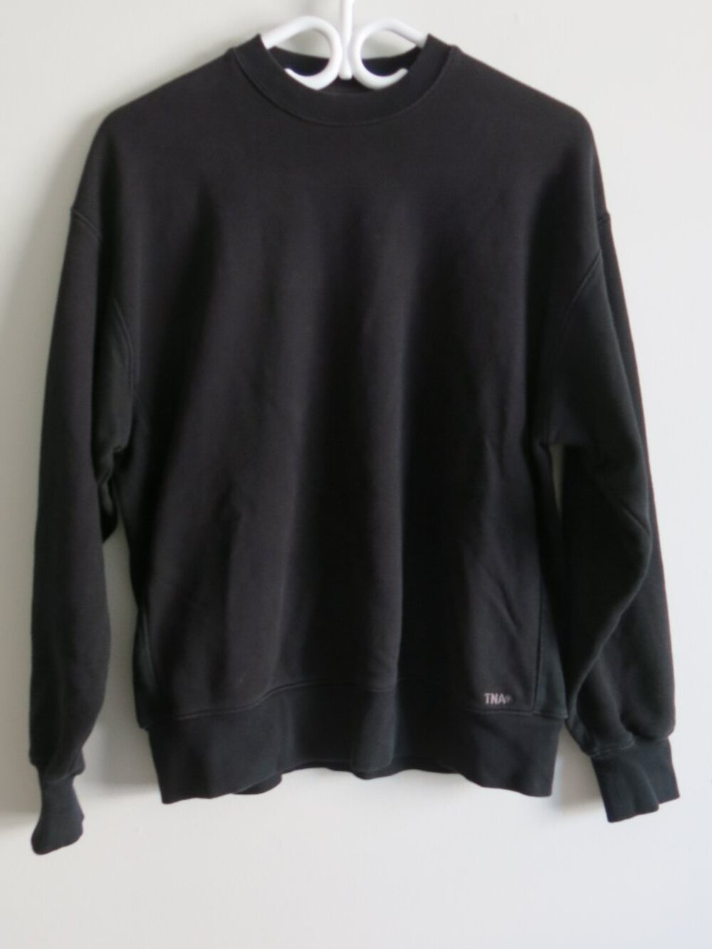 Aritzia TNA Sweatfleece Terry Fleeve Boyfriend Fit Black Sweatshirt - Size XS